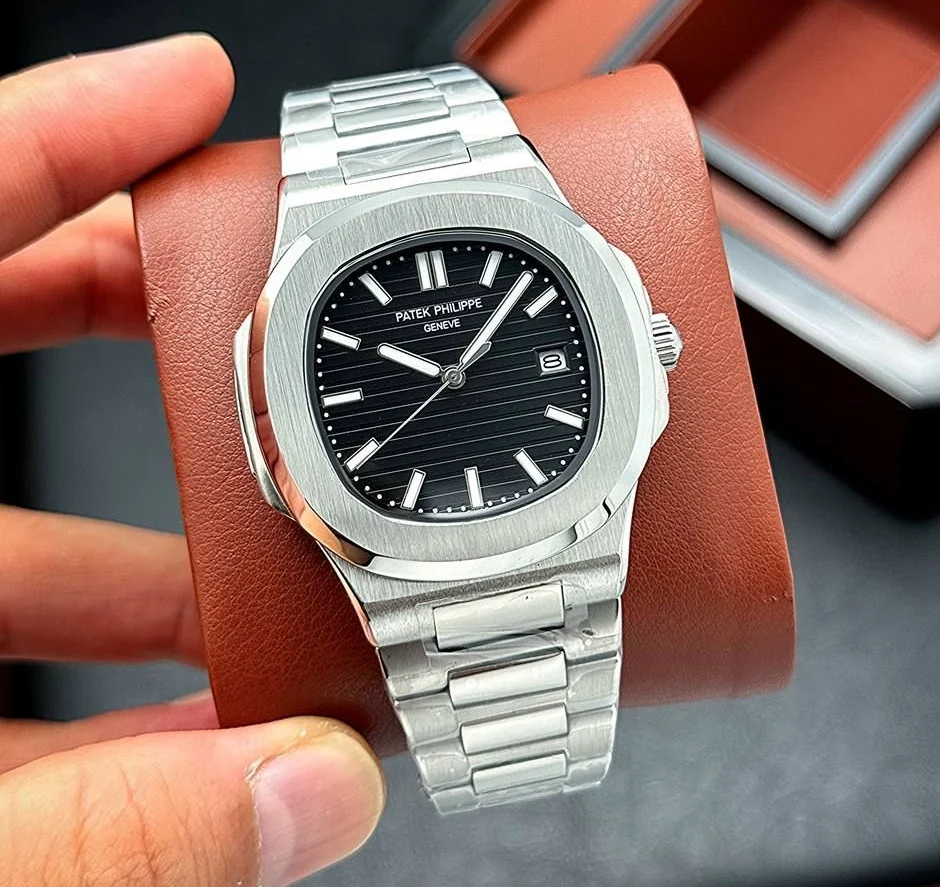 ساعت پتک فیلیپ مردانه ناتیلوس | نقره ای patek philipe
